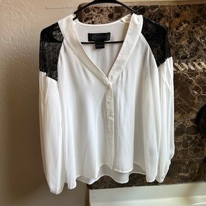 Kardashian Kollection Blouse Size S